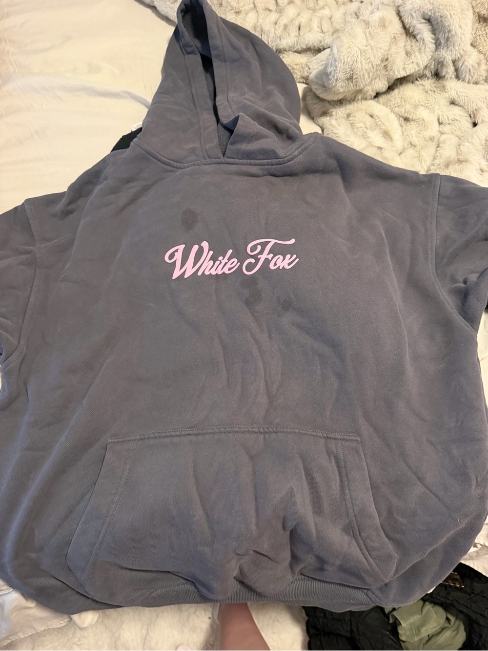 White fox sweatshirt